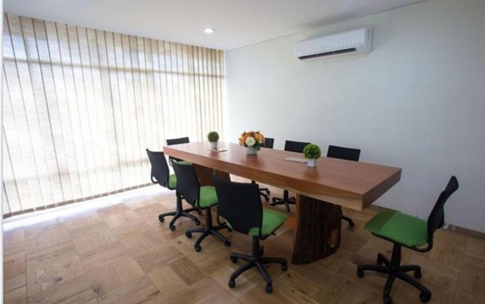 Whiz Hotel Cikini Jakarta Luaran gambar